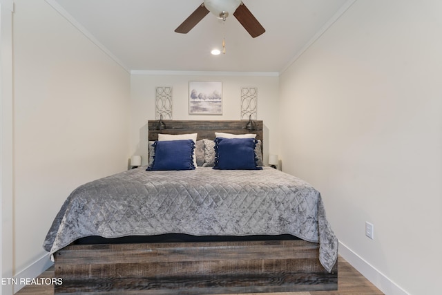 743 Pollard Rd, Kodak, TN 37764 - bedroom featuring ornamental molding, wood finished floors, ceiling fan, and recessed lighting