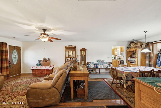 216 Helton St, Kodak, TN 37764 - photo 14