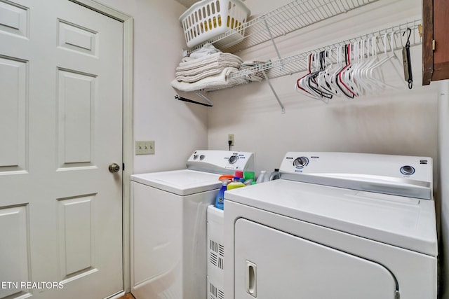 45 Calderwood Cir, Fairfield Glade, TN 38558 - washroom featuring washing machine and dryer