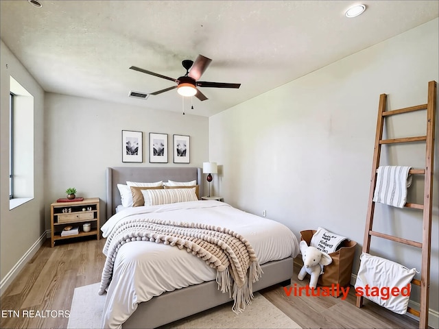 422 Willow Tree Ln, Morristown, TN 37814 - bedroom with wood finished floors, ceiling fan, and recessed lighting