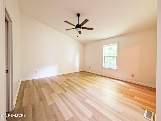 422 Willow Tree Ln, Morristown, TN 37814 - unfurnished room featuring light wood-type flooring, a ceiling fan, and lofted ceiling