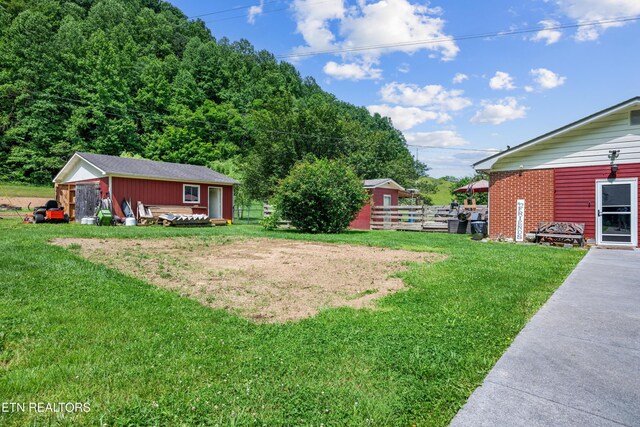 4884 Jones Cove Rd, Cosby, TN 37722 - view of yard with an outbuilding
