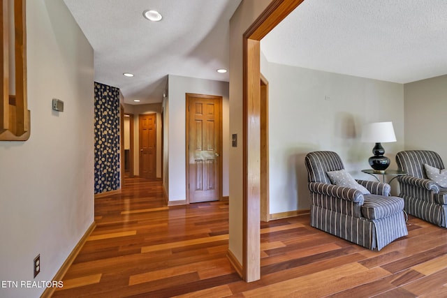 104 Maltese Ln, Oak Ridge, TN 37830 - hall with wood finished floors, baseboards, recessed lighting, and a textured ceiling
