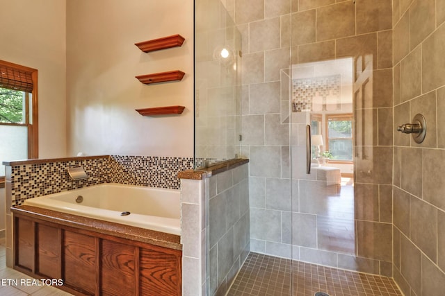 104 Maltese Ln, Oak Ridge, TN 37830 - full bath with tiled shower and a garden tub