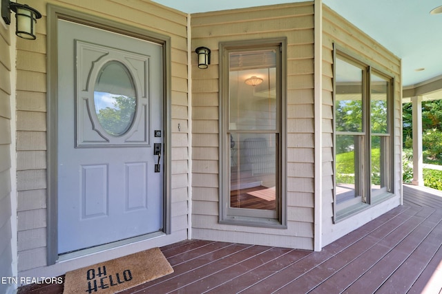 104 Maltese Ln, Oak Ridge, TN 37830 - doorway to property featuring a porch