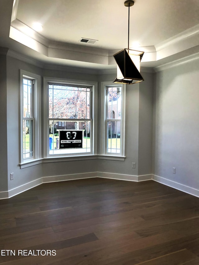 87 Royal Troon Cir, Oak Ridge, TN 37830 - unfurnished dining area with ornamental molding, baseboards, dark wood-style floors, and a raised ceiling