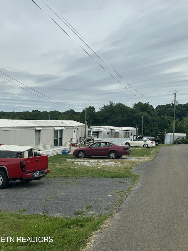 1059 Hale Rd, Dandridge, TN 37725 - view of manufactured / mobile home