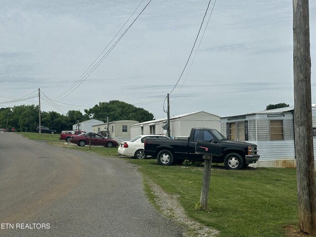 1059 Hale Rd, Dandridge, TN 37725 - view of asphalt road