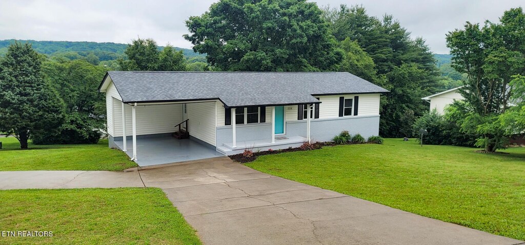 314 Young Dr, Sweetwater, TN 37874 - photo 1