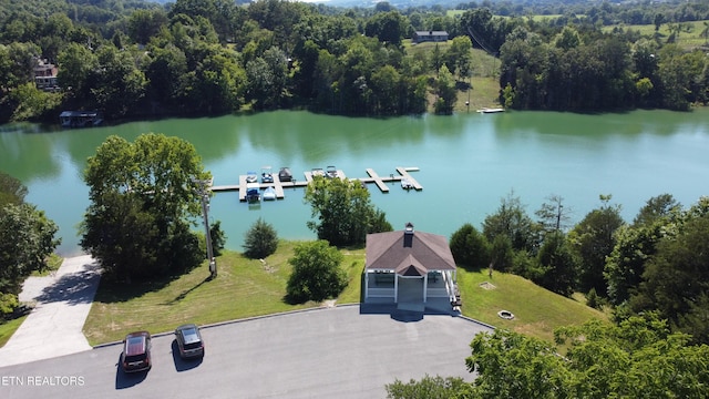 109 Divot Pl, Tazewell, TN 37879 - bird's eye view of a large body of water and a heavily wooded area