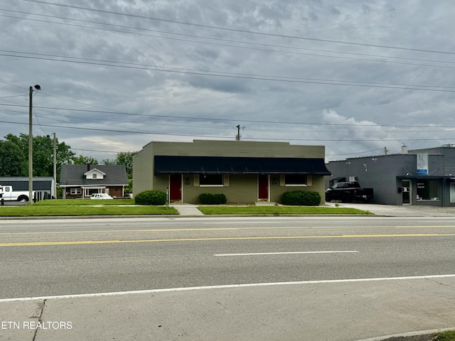 409 N Broad St, New Tazewell, TN 37825