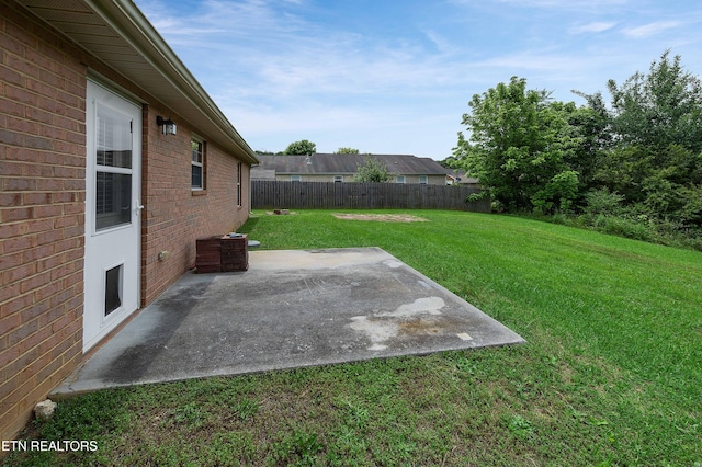 4411 Waldon Pond, Corryton, TN 37721 - view of yard with a patio