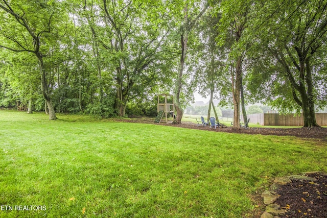 450 Hardin Dr, Lenoir City, TN 37772