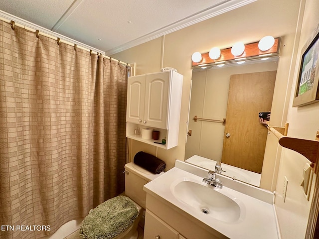 138 Rugby Ct, Crossville, TN 38558 - bathroom featuring vanity, toilet, ornamental molding, and a shower with shower curtain