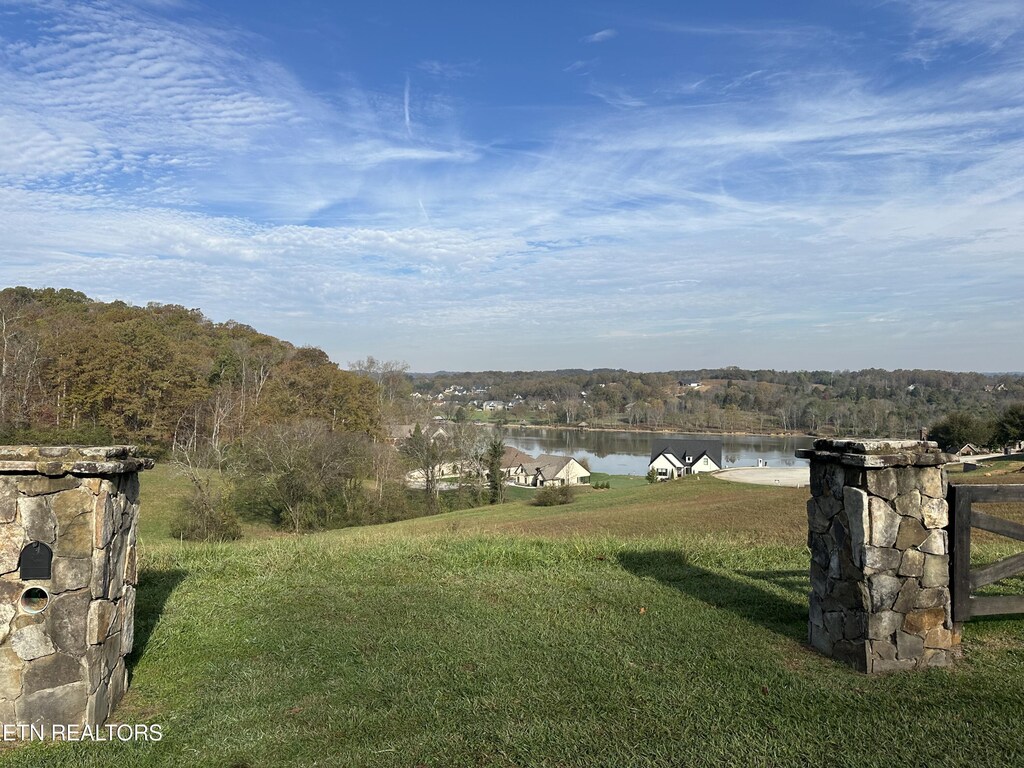 560 River Rd, Loudon, TN 37774 - photo 1