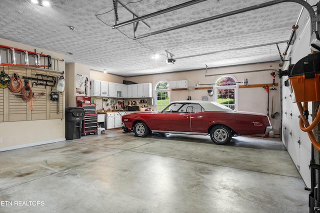 12912 Long Ridge Rd, Knoxville, TN 37934 - garage with a garage door opener