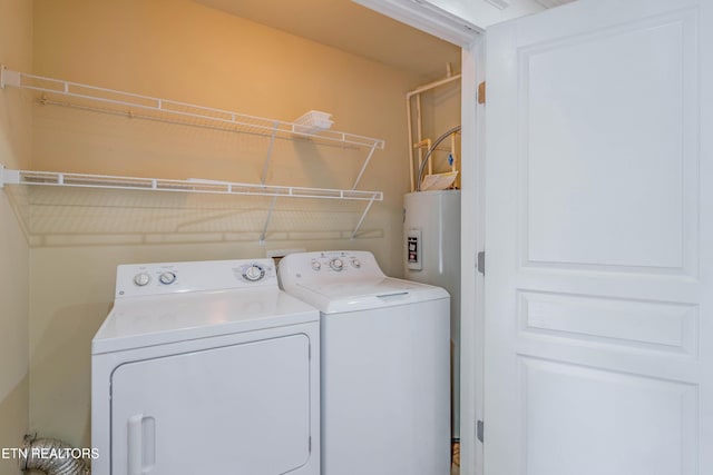3950 Cherokee Woods Way Unit 105, Knoxville, TN 37920 - laundry room featuring washing machine and dryer