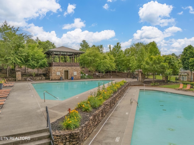 3950 Cherokee Woods Way Unit 105, Knoxville, TN 37920 - community pool with a gazebo and view of scattered trees