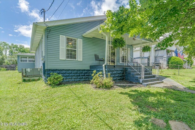 613 Victory St, Knoxville, TN 37919 - view of front of home featuring a porch and central air condition unit