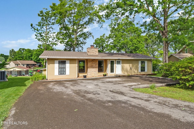 9545 Cherokee Trl, Crossville, TN 38572 - photo 1