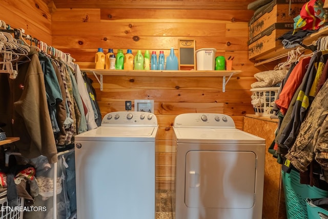 597 Mill Branch Rd, Huntsville, TN 37756 - laundry room with independent washer and dryer and wooden walls