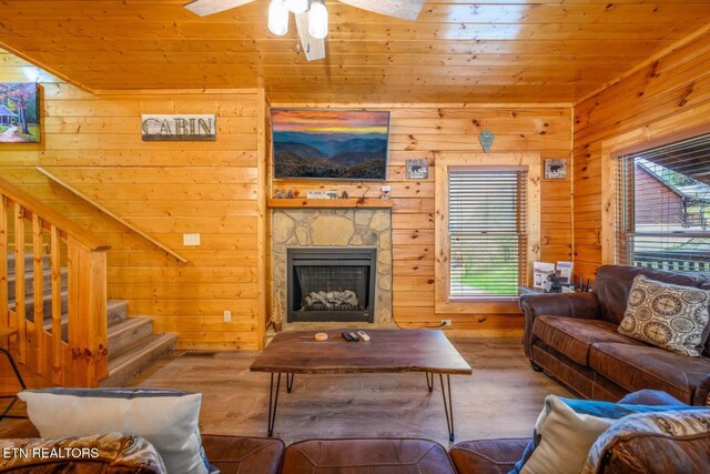 645 Chickasaw Gap Way, Pigeon Forge, TN 37863 - photo 5