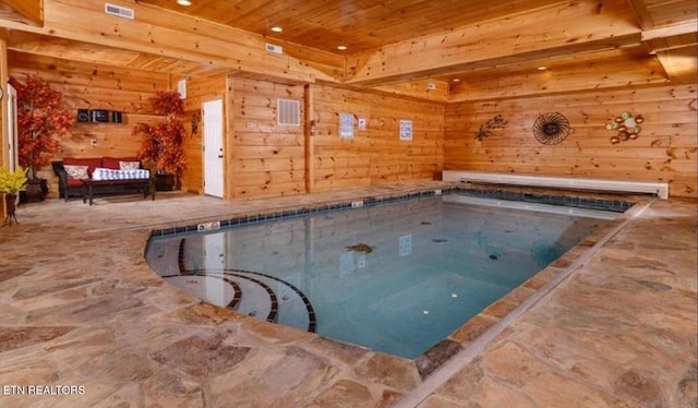 2456 Hackberry Dr, Sevierville, TN 37862 - indoor community pool with a jacuzzi