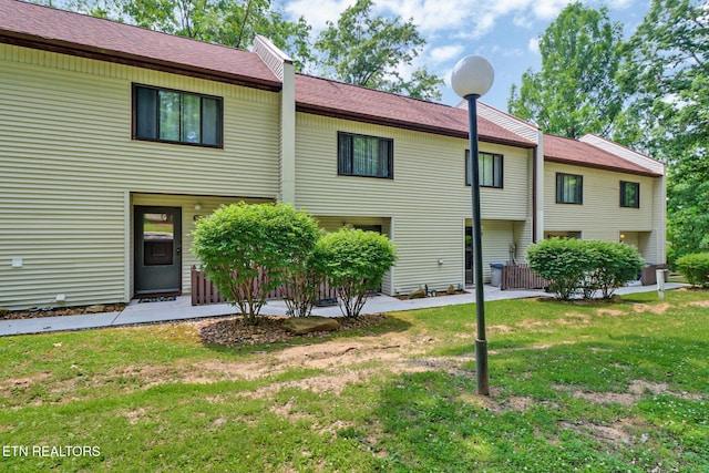 99 Wilshire Heights Dr Unit 99, Crossville, TN 38558 - view of front of home with a front yard