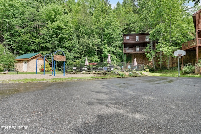 1646 Misty Hollow Way, Gatlinburg, TN 37738 - exterior space