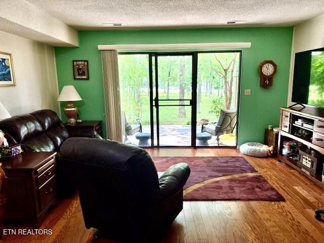 97 Wilshire Heights Dr, Crossville, TN 38558 - photo 3