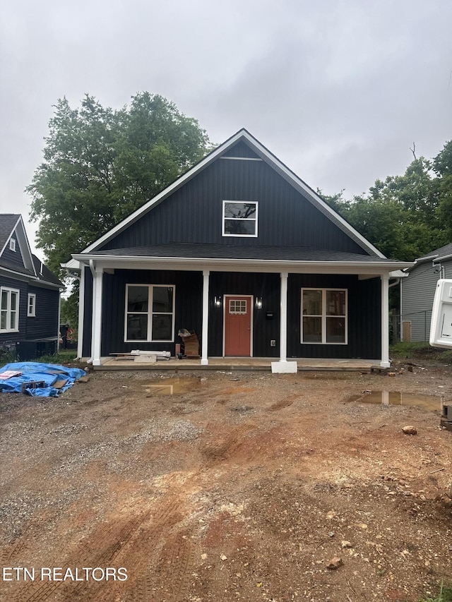 2229 Mississippi Ave, Knoxville, TN 37921 - view of front of house featuring covered porch