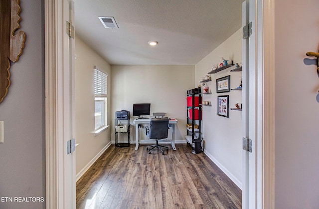 812 Greene Meadow Dr, Talbott, TN 37877 - home office with wood finished floors and baseboards