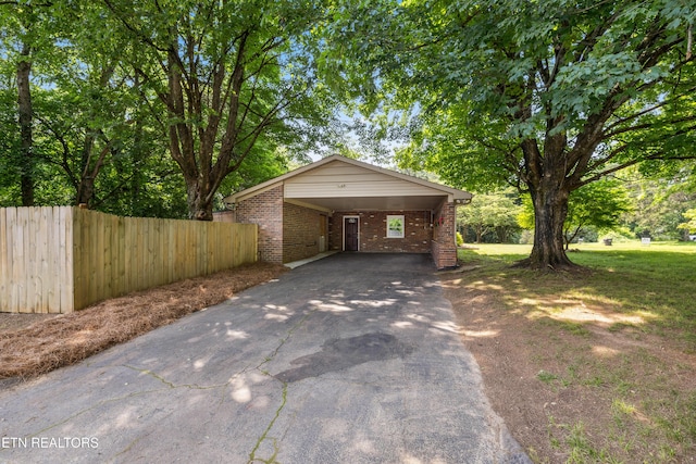 9005 Carlton Cir, Knoxville, TN 37922 - view of front of home featuring asphalt driveway and brick siding