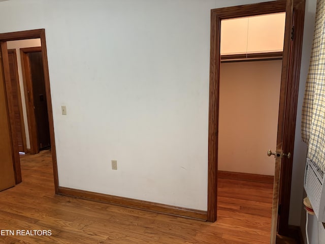 306 S Cedar St, Maryville, TN 37803 - unfurnished bedroom with light wood-style floors, baseboards, and a closet