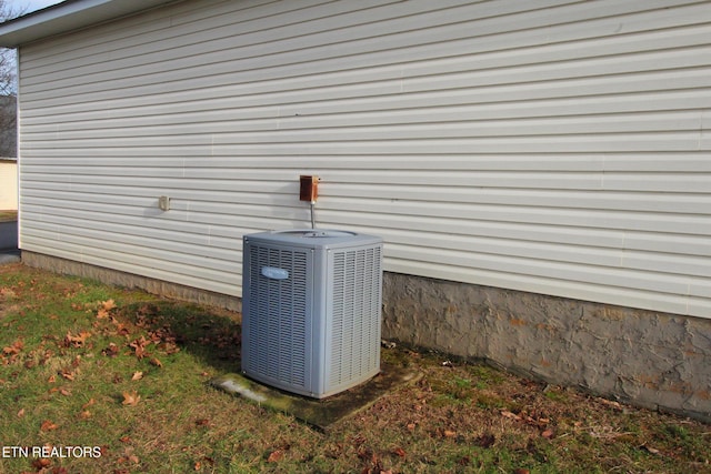 1505 Cypress View Ct, Sevierville, TN 37862 - exterior view of cooling unit