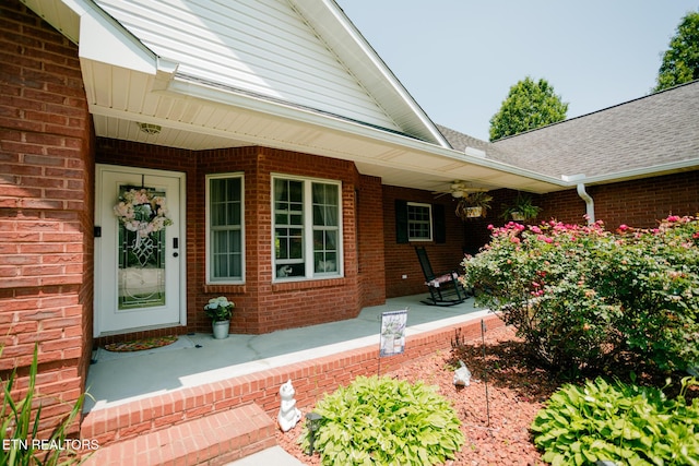 201 Henley St, Tazewell, TN 37879 - photo 2