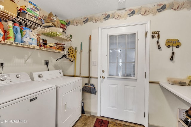 1647 Sams Dr, Dandridge, TN 37725 - laundry room featuring separate washer and dryer and baseboards