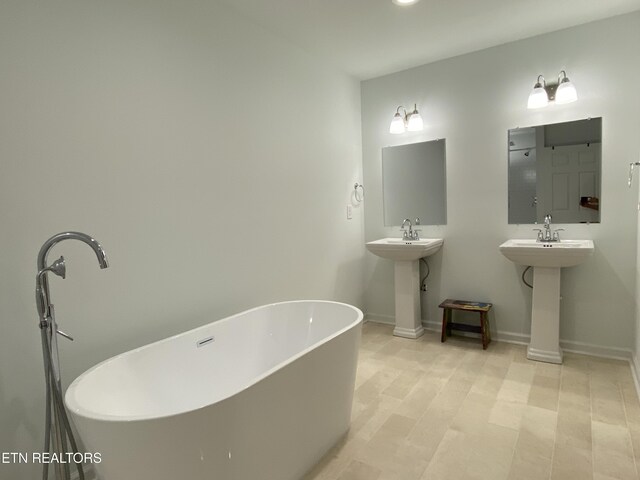 421 Oakcrest Rd, Knoxville, TN 37912 - photo 14