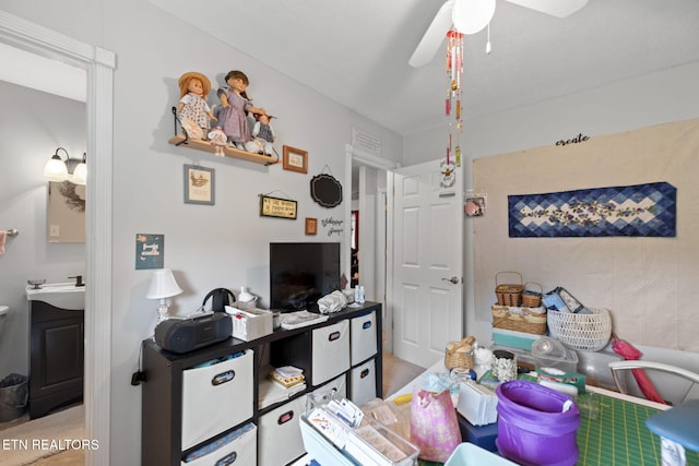 8318 Clapps Chapel Rd, Corryton, TN 37721 - living area featuring ceiling fan