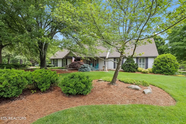 12368 N Fox Den Dr, Knoxville, TN 37934 - view of front facade featuring a front lawn