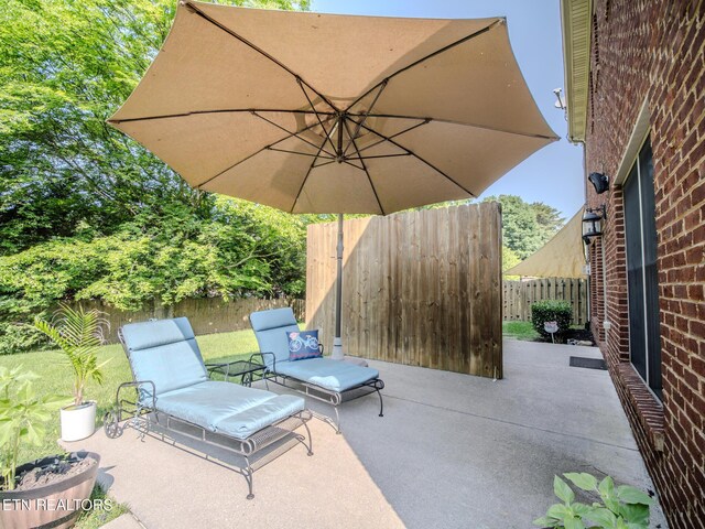 1201 Bentley Park Ln, Knoxville, TN 37922 - view of patio