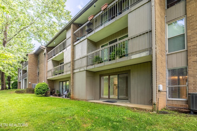 467 Canberra Dr Unit B103, Knoxville, TN 37923 - view of apartment building / complex featuring central AC unit