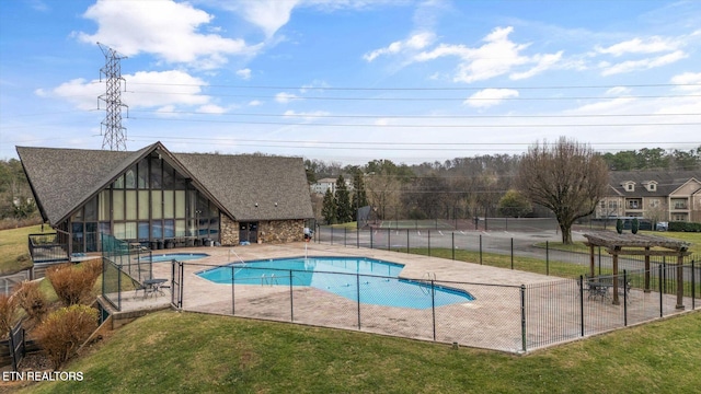 467 Canberra Dr Unit B103, Knoxville, TN 37923 - community pool with a patio area and a pergola