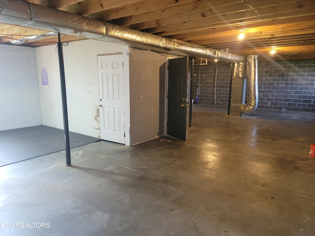 4121 Briggs Loop, Kodak, TN 37764 - unfinished below grade area with concrete block wall