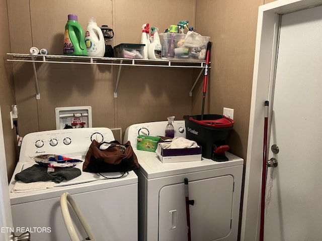 3385 Double Top Rd, Byrdstown, TN 38549 - laundry area with washer and dryer