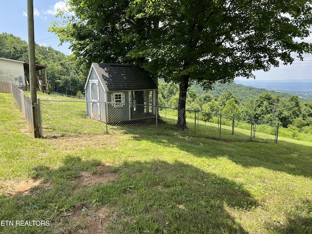 3385 Double Top Rd, Byrdstown, TN 38549 - view of yard with a forest view
