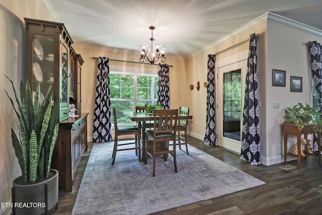 247 Thrushwood Dr, Fairfield Glade, TN 38558 - dining space featuring a chandelier, wood finished floors, baseboards, and ornamental molding