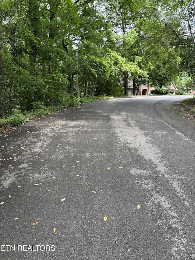 101 Nathan Ln, Oak Ridge, TN 37830