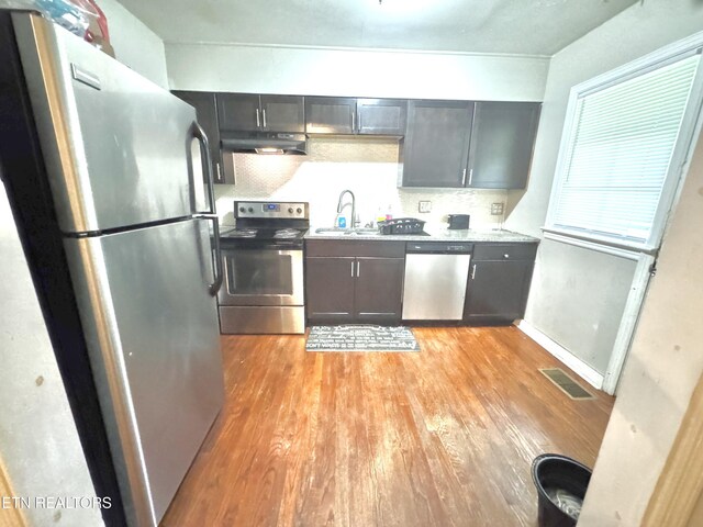 719 E Emerald Ave, Knoxville, TN 37917 - photo 12