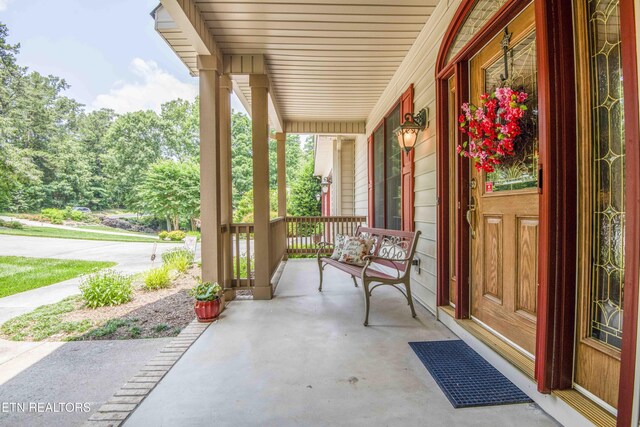 308 Tahlequah Dr, Loudon, TN 37774 - photo 3